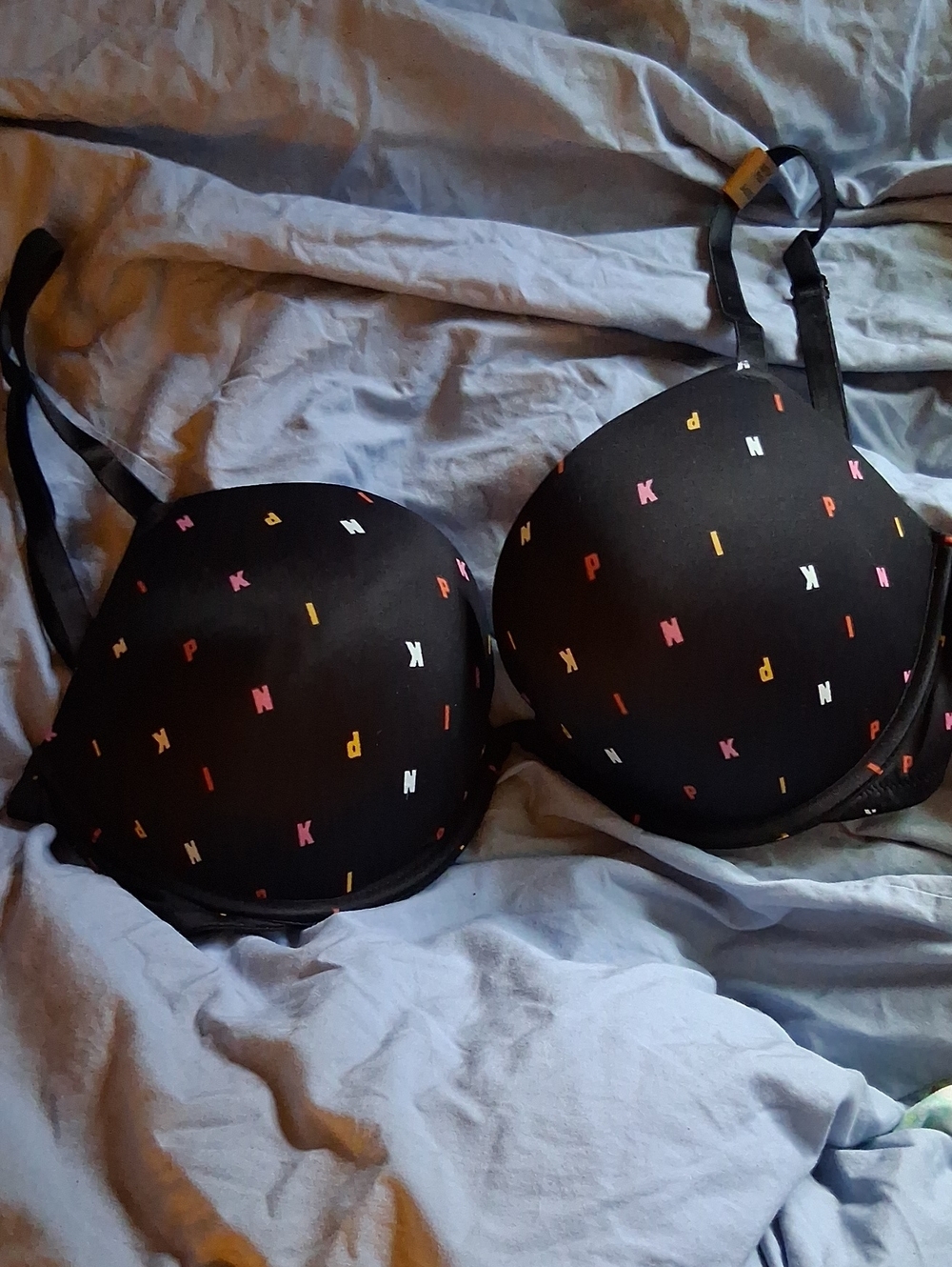NWT! PINK VS 34DD Bra